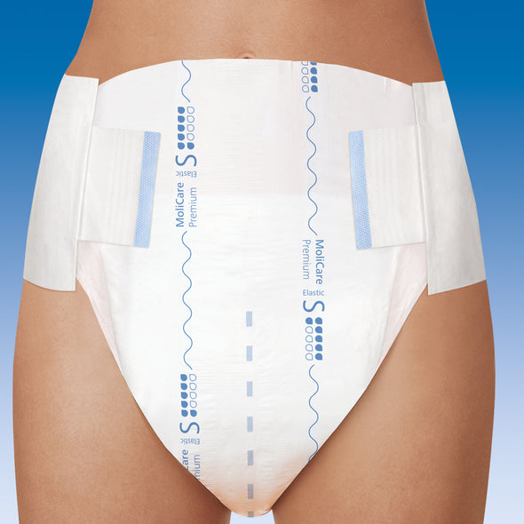 MoliCare Premium Elastic 5 Tropfen angelegt an einer Person
