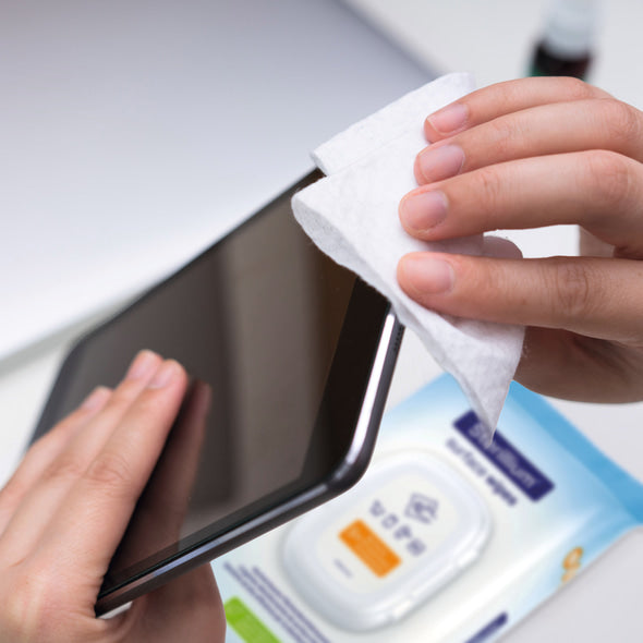 Sterillium Surface befreit Smartphones und Tabletts von Bakterien und Viren zu 99%