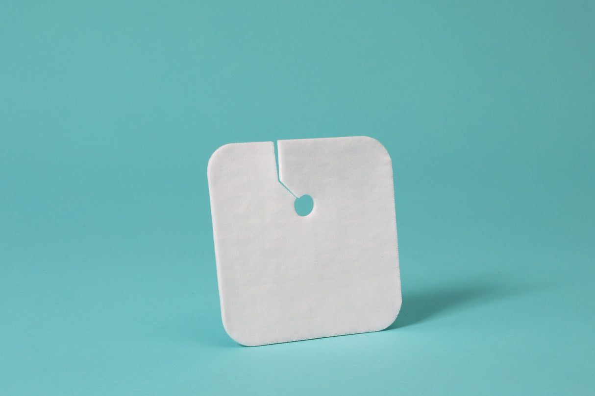 Beschichtete Trachealkompresse von Tenowo mit Schlitz